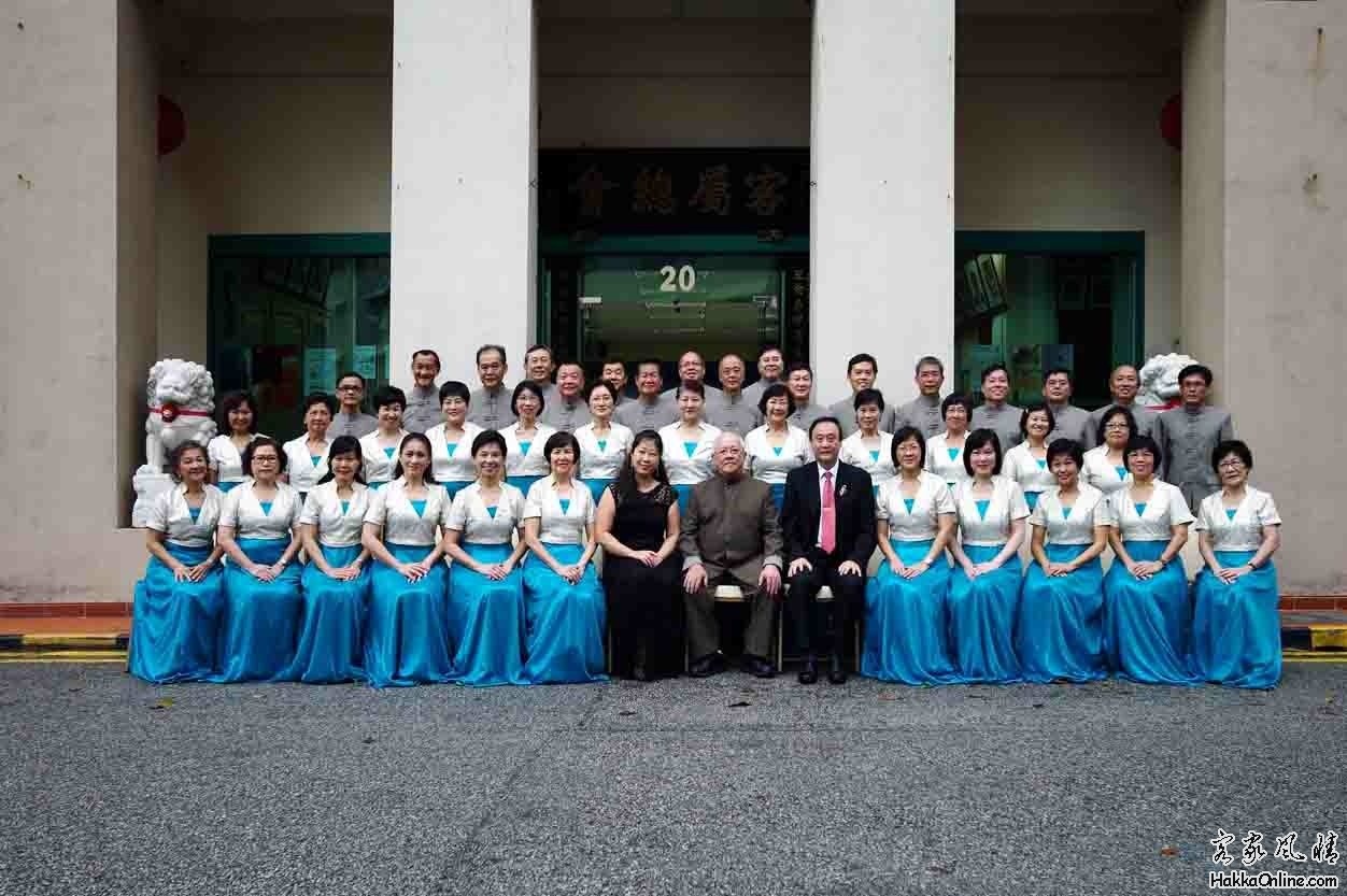 新加坡客总合唱团