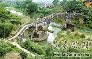 五星桥传承了赵州桥风格。