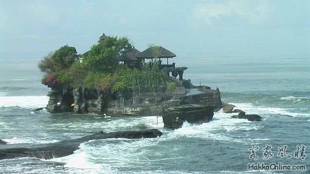 巴厘岛的海神庙.jpg