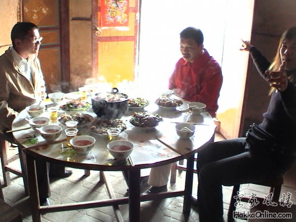 好像要吃團圓飯的感覺~真的好溫馨