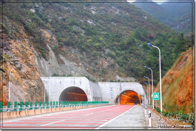 全长3000余米的云阳山隧道