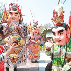 台北客家祭典重現現代伯公迎伯公