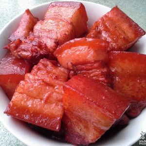 兴宁阿哥哩教汝做客家菜——红焖猪肉